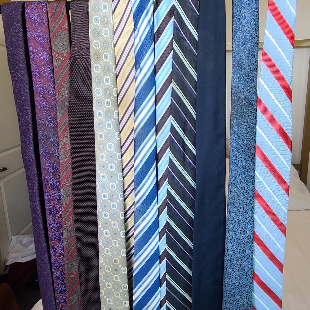12 Tie Collection